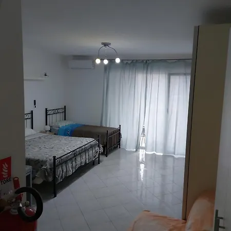 Lissi Apartment *